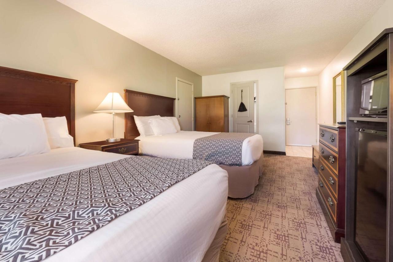 Surestay Hotel By Best Western Thomson Esterno foto