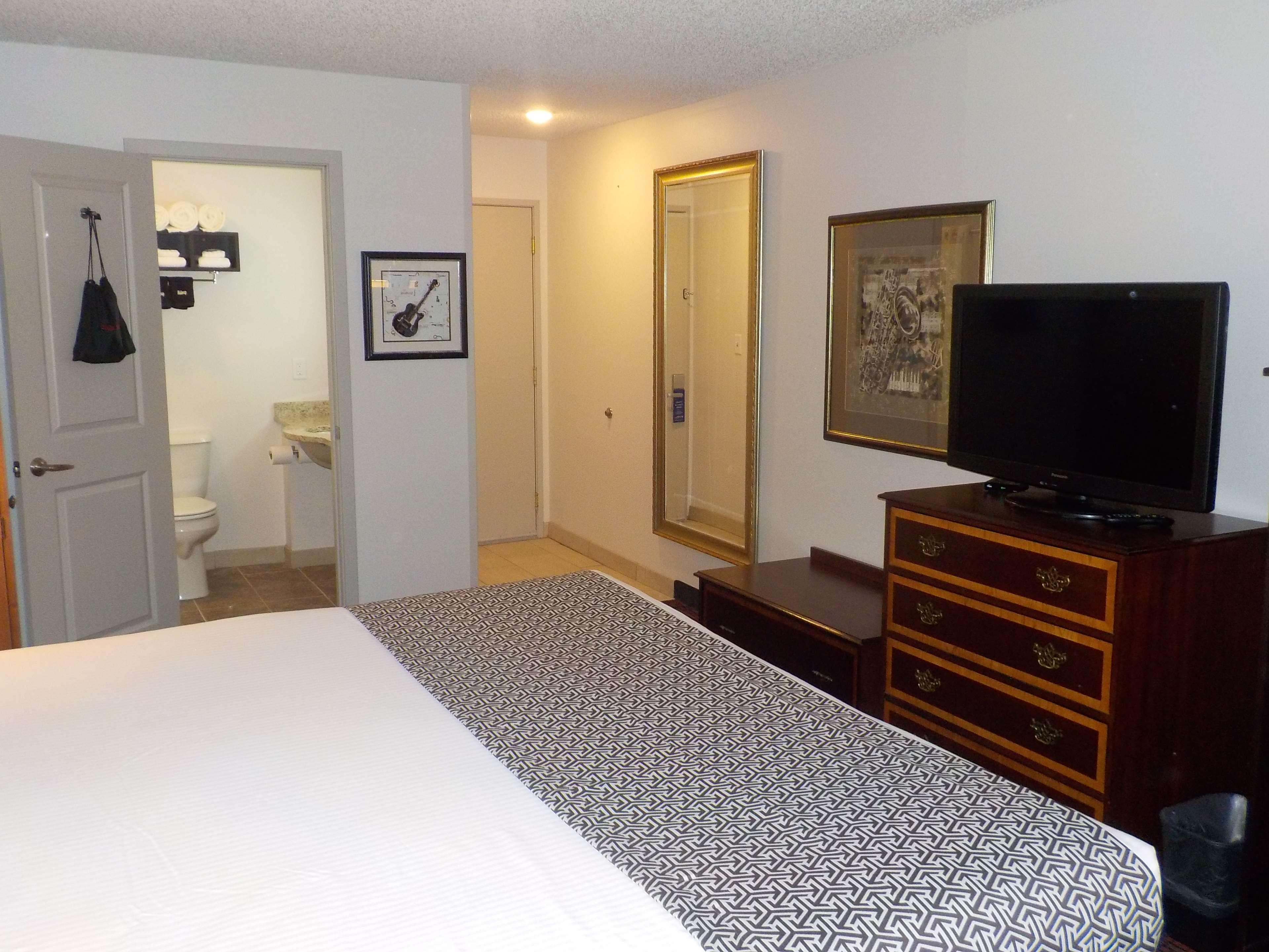 Surestay Hotel By Best Western Thomson Esterno foto